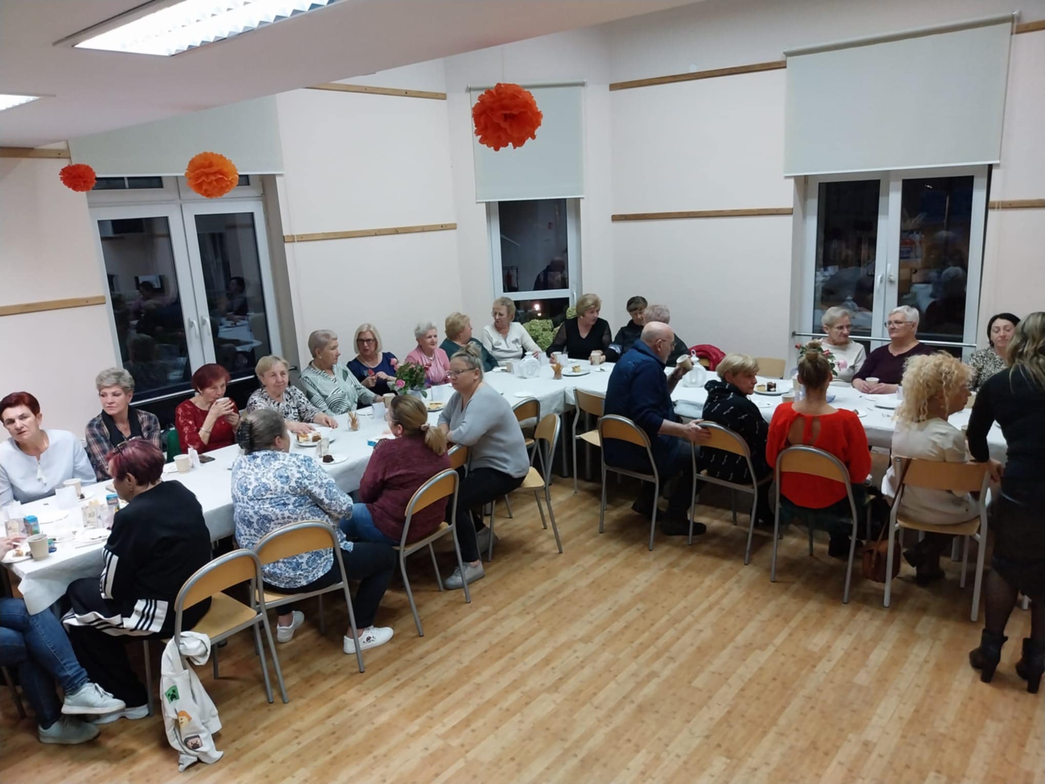 345b6033-45d3-4f81-876d-7eb32bfc6b44